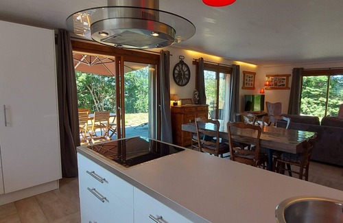 Morzine Chalet De Ski | Morzine: panoramic, south-facing, comfortable chalet