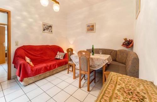 Ediger Appartement | Moselle River Retreat