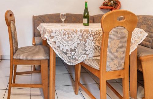 Ediger Appartement | Moselle River Retreat