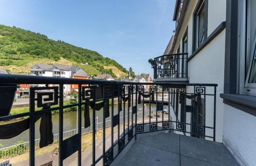 Alf Hôtel | Moselresidenz Bellevue Alf