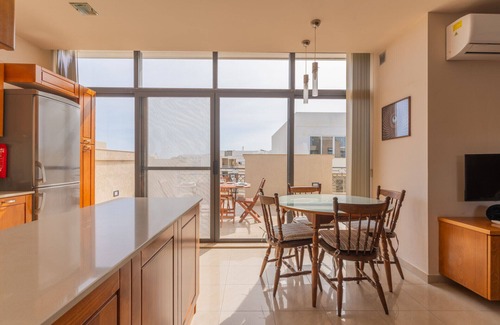 Mosta Appartement | Mosta Penthouse-Hosted by Sweetstay