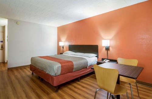 New Stanton Hôtel | Motel 6-New Stanton, PA