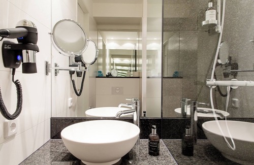 Feuerbach-Ost Hôtel | Motel One Stuttgart-Feuerbach