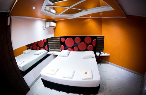 Centro Hôtel | Motel Supreme
