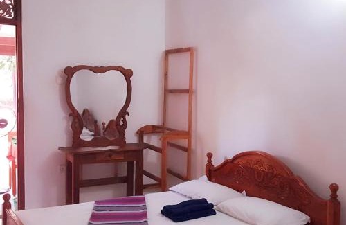Anuradhapura Maison | Mother House