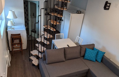 Everson Maison | Belle-mère suite / petite maison dans une petite ville