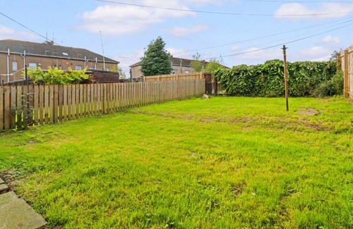 Motherwell Maison | Motherwell 2 Bed Sleeps 4 - MODERN