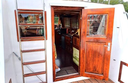Amsterdam South Location De Bateaux | Motorjacht At Ease