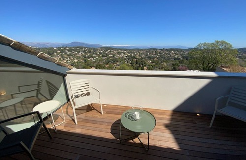 Mougins Maison | Mougins Collection - Maison au Cœur du Vieux Village, vue sur les Alpes du Sud