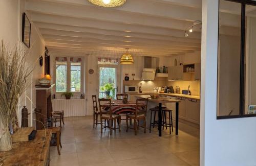 Saint-Mary Maison | Moulin Authentique avec Jardin Privé et Activités pour Familles et Amis en Bord de Rivière - FR-1-653-251