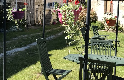 Salles-en-Toulon Maison | Moulin de la Ronde, an outstanding riverside home with beautiful private island