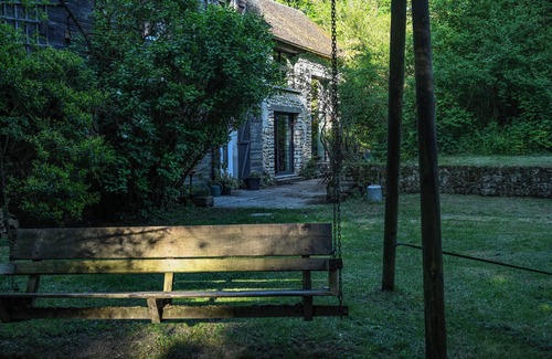 Chateau-Landon Maison | Moulin de Moucheny 200m² au bord de la rivière, à seulement 100 km de Paris