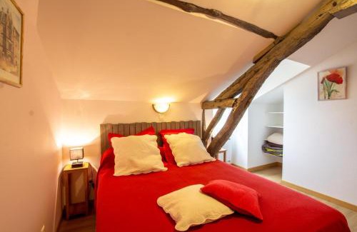 Saint-Laurent-des-Batons Maison | Moulin neuf de combecave pour 4