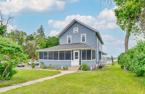 Mound Appartement | Mound Waterfront Retreat with Shared Fire Pit and Dock