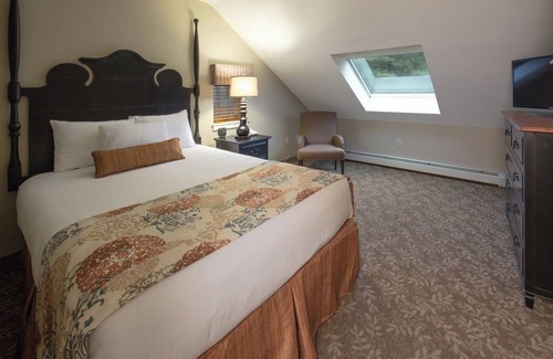 Windsor Station Balnéaire | Mount Ascutney in Brownsville Vermont an Enchanting Holiday Inn Club Resort
