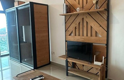 Taman Mount Austin Appartement | Mount Austin Lake View