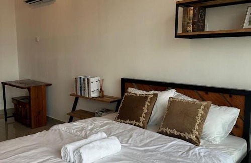 Taman Mount Austin Appartement | Mount Austin Lake View