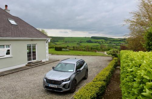 Watch House Village Maison | Mount Leinster View