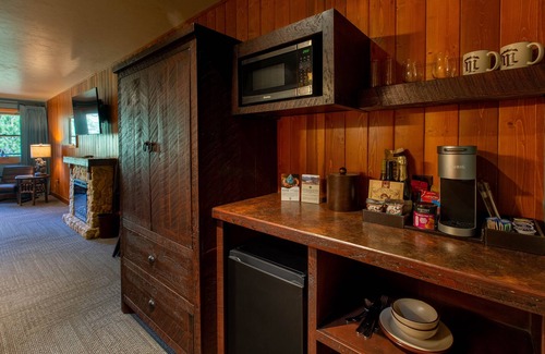 Summerhaven Cabine | Mount Lemmon Lodge
