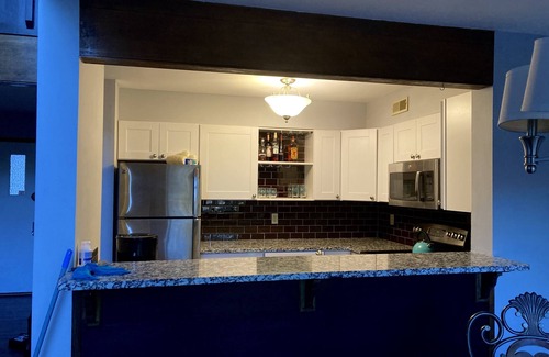 East Stroudsburg Maison | Mount Poconos Getaway Townhouse
