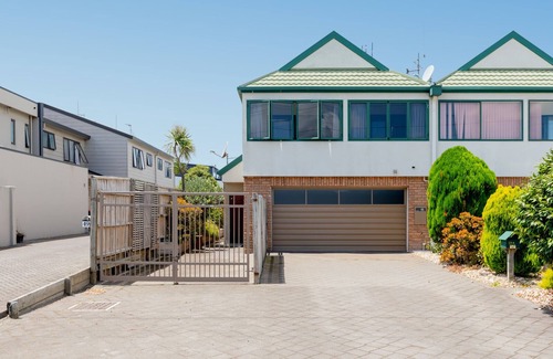 Mount Maunganui Cottage | Mount Sunset - Maison de ville à Mt Maunganui