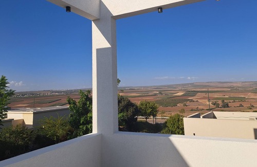 Rishon LeTsiyon Maison | Mount Tabor Home by Sea N' Rent