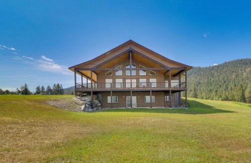 Rexford Maison | Mountain and Lake View Rexford Estate on 28 Acres!