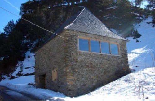 Vilamos Cabine | Mountain cabin a stone's throw from the ski resort of Baqueira Beret.