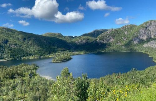 Masfjorden Maison | Mountain Cabin With Magical View And Tranquil Lake