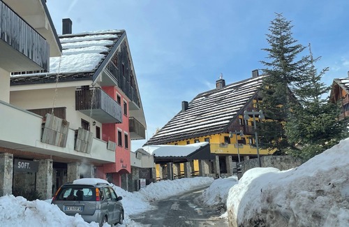 Frabosa Sottana Appartement | Mountain chalet - Borgo Le Stalle Lunghe Direct access to the slopes