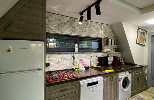 Kartepe Station Balnéaire | Mountain Cottage Havuzlu Dağ Evi/ Eşmeahmediye