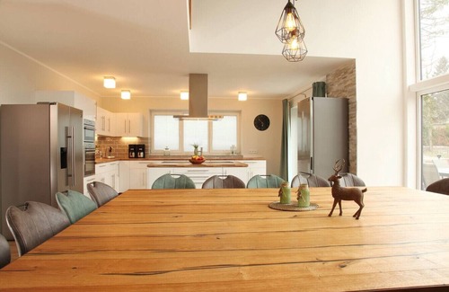 Braunlage Maison | Maison de rêve au coeur de Braunlage, 8 chambres, ski room, sauna, bain à remous