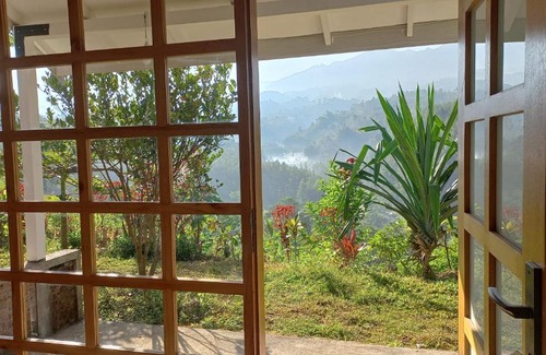 Poncokusumo Maison | Mountain Ecolodge