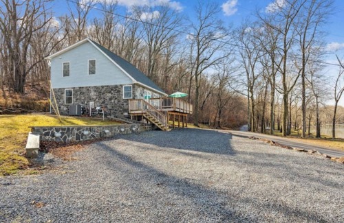 Millville Maison | Mountain Ferry Landing - Riverfront Access