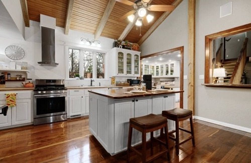 Bates Cabine | Mountain Forest View Lodge