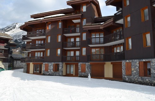 Les Avanchers-Valmorel Appartement | Studio montagne Valmorel Savoie skis aux pieds