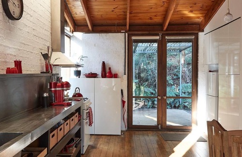 Mount Toolebewong Maison | Mountain get-away, nestled in the majestic Mount Toolebewong forest