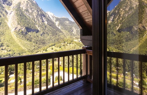 Pallusieux Appartement | MOUNTAIN HOLIDAYS Roomy & Comfy Panoramic Apt x5