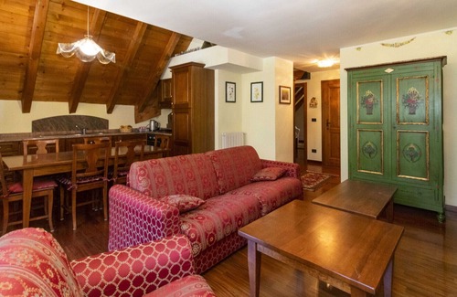 Pallusieux Appartement | MOUNTAIN HOLIDAYS Roomy & Comfy Panoramic Apt x5