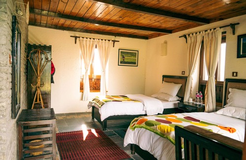 Lumle Cabine | Mountain Lodges of Nepal - Tomijong