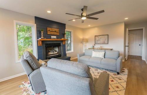 Afton Maison | Mountain Mama- Amazing Views! + Hot Tub!