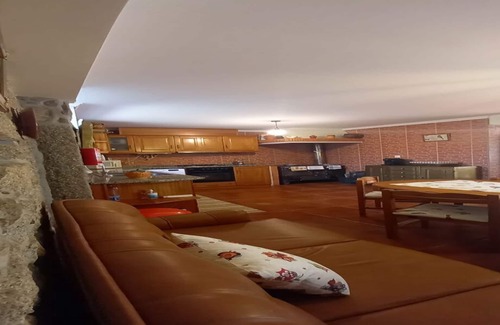Oliveira de Frades Maison | Mountain Mill Homen
