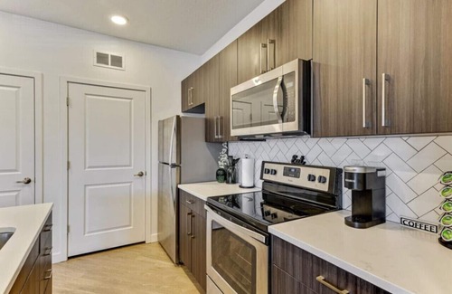 Draper Appartement | Mountain Oasis | 24 Hr Gym | Central | Hot Tub