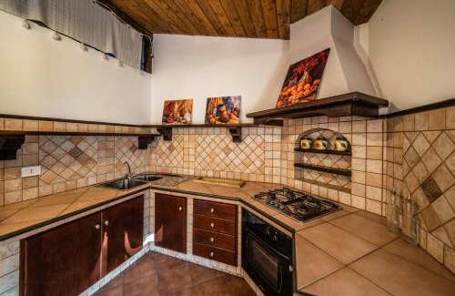 San Marco d'Alunzio Maison | Mountain Retreat With View Of Aeolian Islands