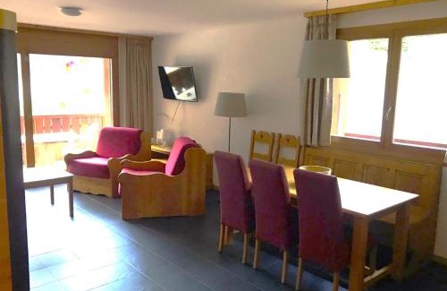 Val d'Illiez Appartement | Mountain River Luxury Apartment