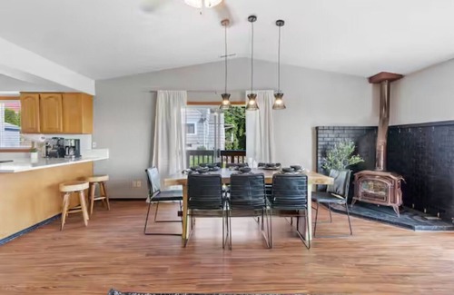 Northwest Portland Appartement | Mountain & River View ‧ Spacious ‧ Modern Home!