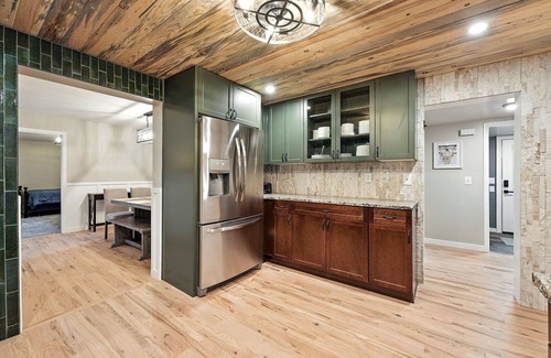 Larkspur Maison | Mountain Serenity Retreat - Larkspur Retreat