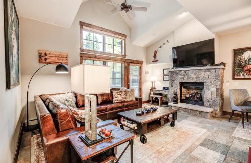 Breckenridge Maison | Mountain Thunder Snow Day Townhome - Ski In - Walk To Gondola - High-End Resort