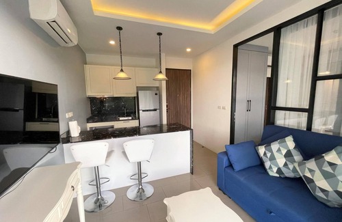 Cherngtalay Appartement | Mountain view apartment in Surin, washer, wifi