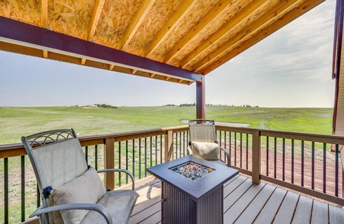 Elizabeth Maison | Mountain-View Colorado Getaway on 40 Private Acres